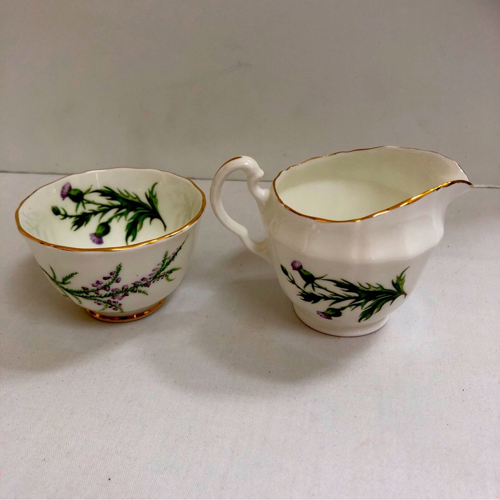Adderley Creamer Sugar Set Fine Bone China England Thistle Pattern Scalloped